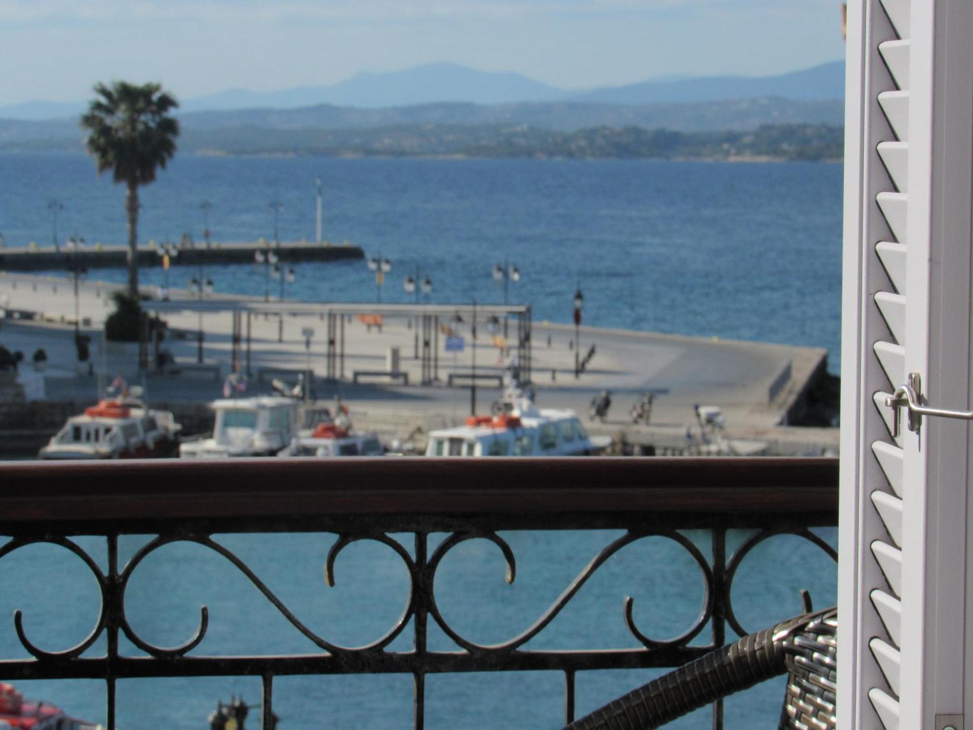 Alexandris Hotel Spétses Quarto foto